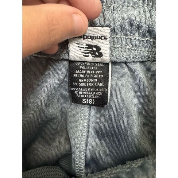 New Balance Gray Boys Athletic Shorts with Pockets Size Small (8) - Picture 6 of 6
